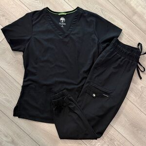 Healing Hands Black Scrub Set- Women M/S